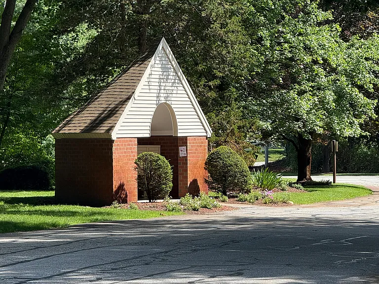 189 Littleton Rd — Photo 12