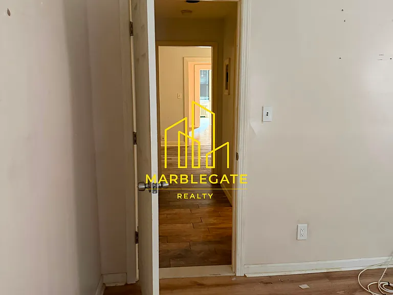 14 Belmont Ter #11L — Photo 3