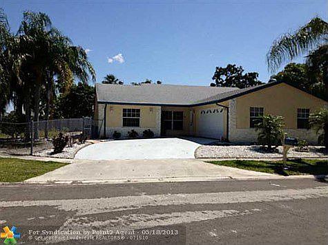 1st image of 5767 Lincoln Cir E