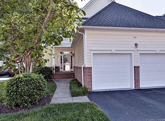 2nd image of 208 Suri Dr