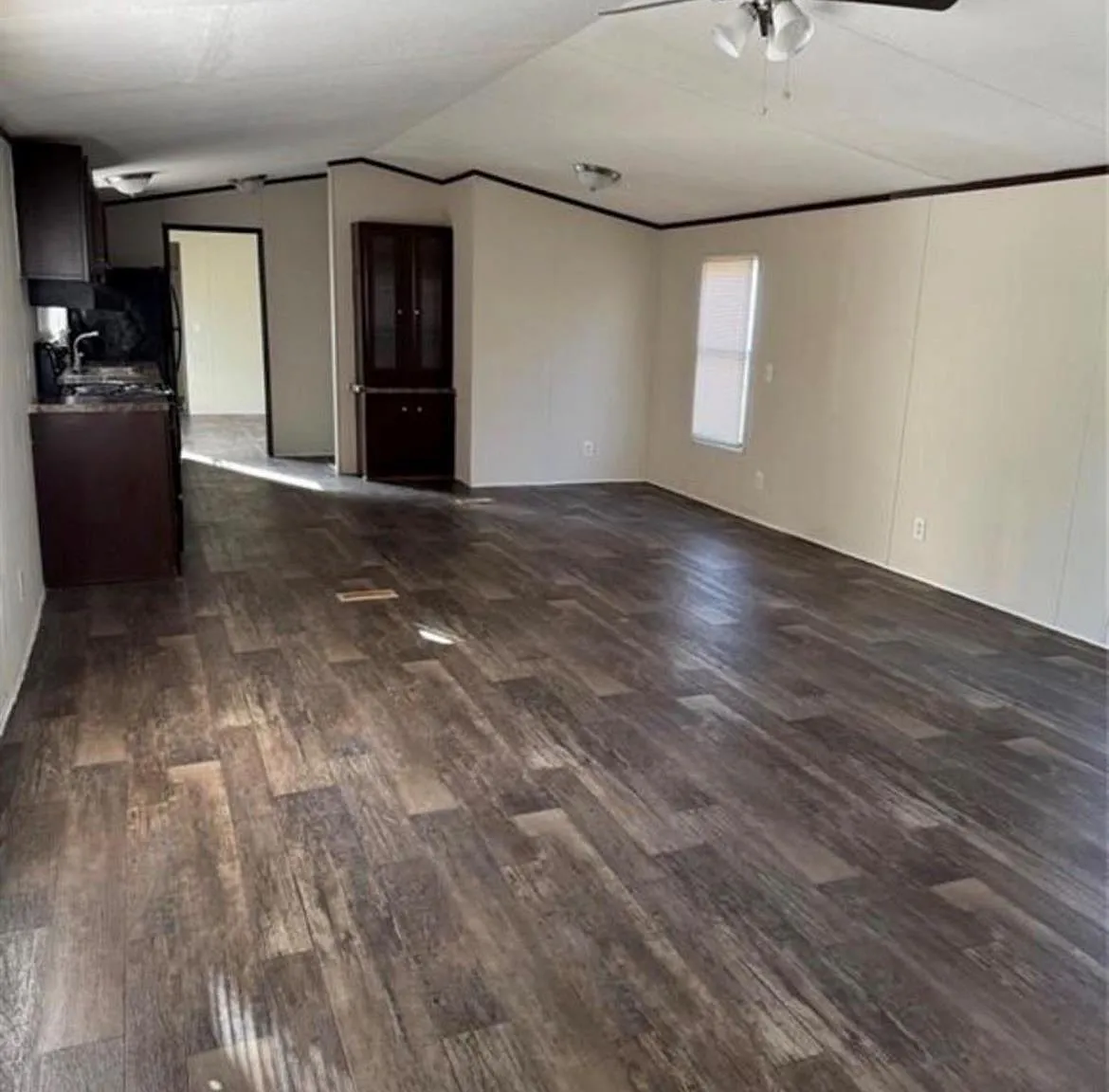 3 bed, 2.0 bath, 1216 sqft, $1,500 — Photo 4
