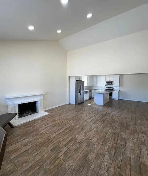 2339 Madroncillo St — Photo 3