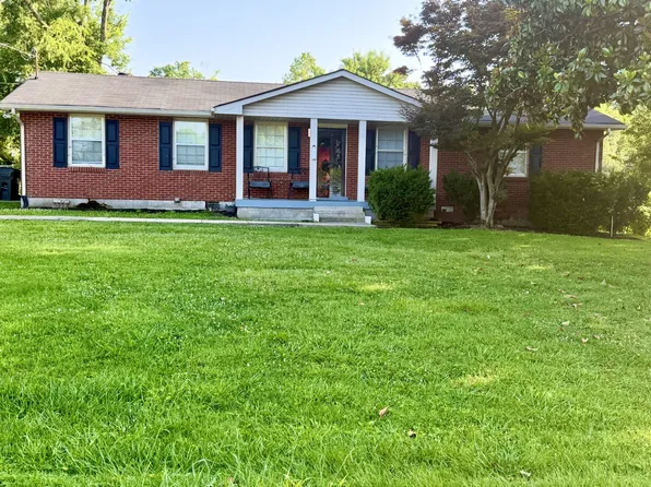 102 Shadydale Dr, Hendersonville, TN 37075