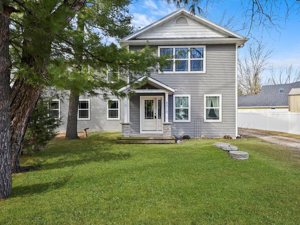 6010 Peart Rd, Morris, IL 60450