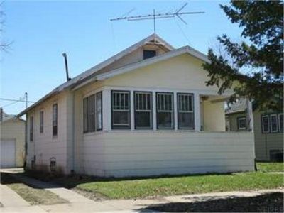 330 Cutler St, Waterloo, IA, 50703