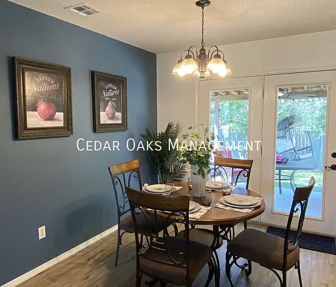 1139 S Camellia Ln — Photo 3