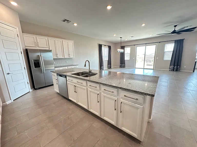 12474 N Appling Ave — Photo 14