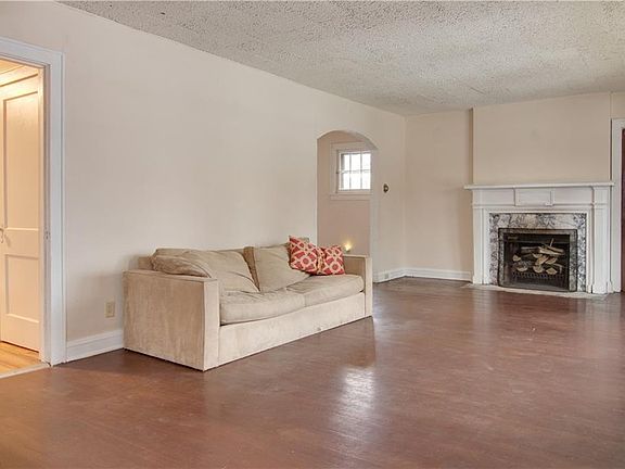 4th image of 737 Perkins Park Dr