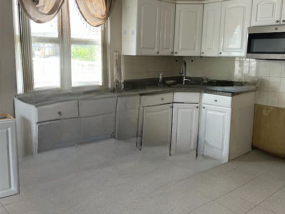 2nd image of 7401 16th Ave Floor 2