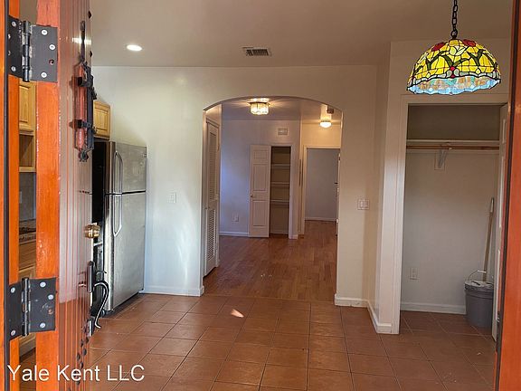 4th image of 133 Lincoln Ave APT 7
