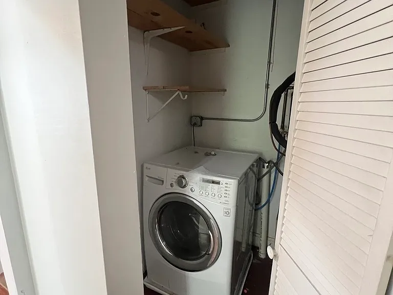 2724 W Chicago Ave #2R — Photo 6