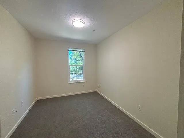 Second bedroom.
