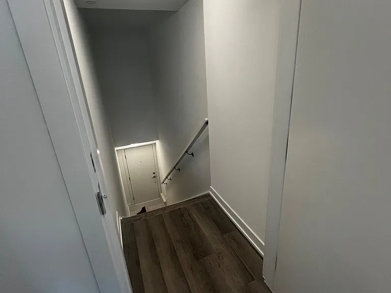 65 Romilly Ave #20 — Photo 8