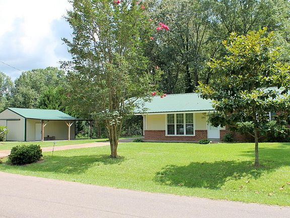 2nd image of 201 Dogwood Dr