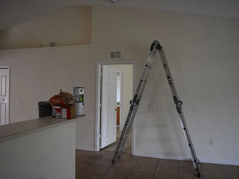 334 Bordeaux Ave NE — Photo 49