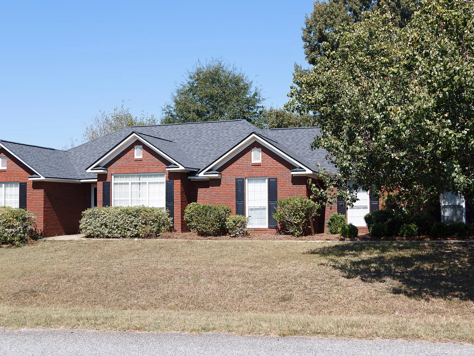 3 bed, 1722 sqft, $1,750 — Photo 1