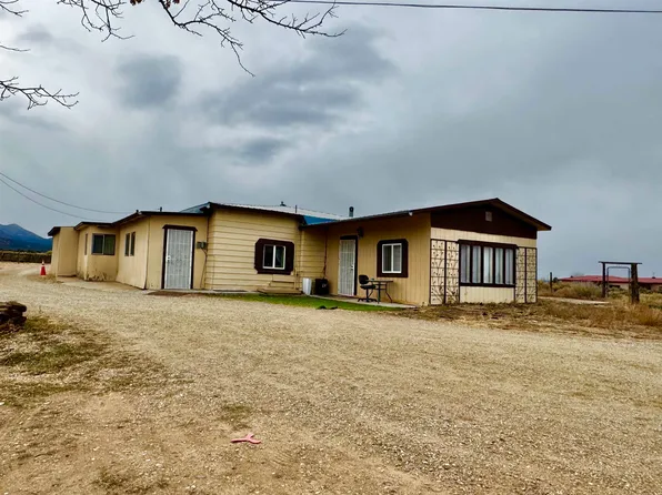 125 State Road 382, Ranchos De Taos, NM 87557