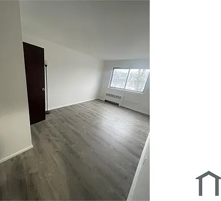 3 bed, 1200 sqft, $3,700 — Photo 1