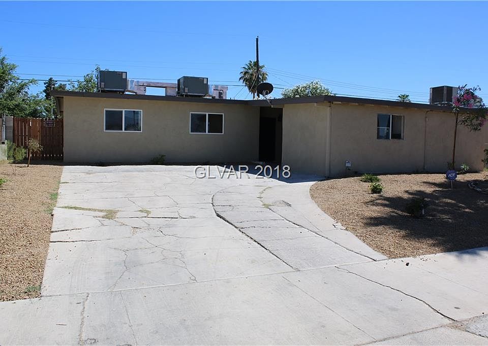 1st image of 2416 E Oakey Blvd