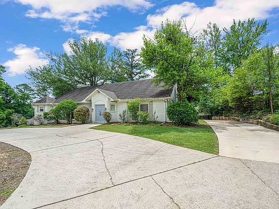 4th image of 2524 Hawksbury Ln