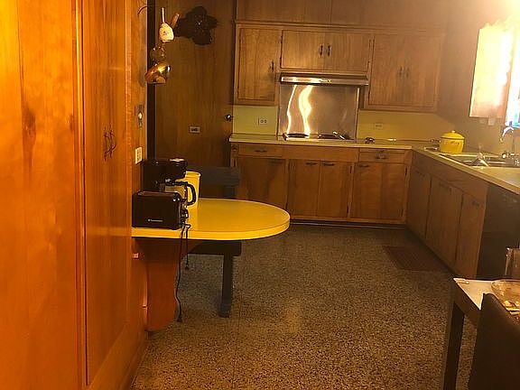 5th image of 124 Louisiana St