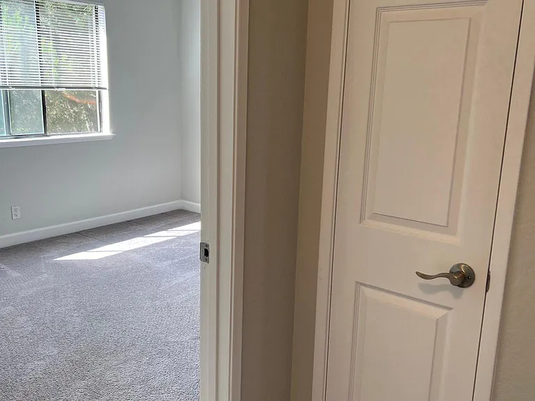 2524 Charlene Ln — Photo 33