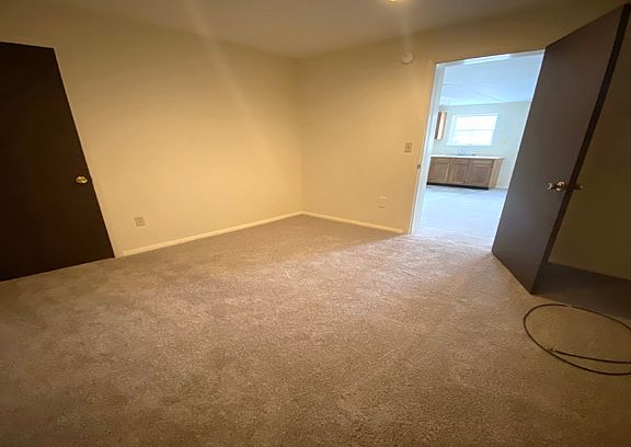 4th image of 1 Etna Ln #11