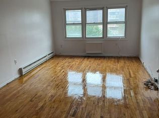 21408 23rd Ave APT 3, Bayside, NY 11360