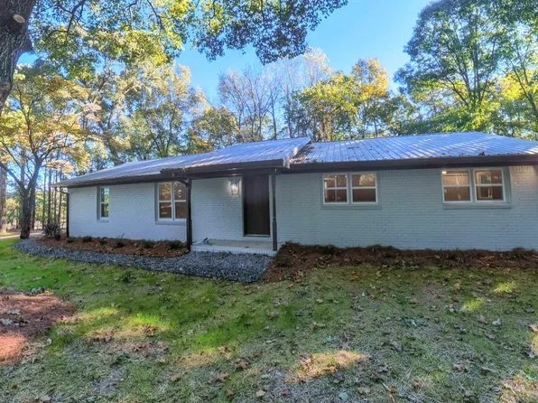 769 State Highway 100 S, Tallapoosa, GA 30176