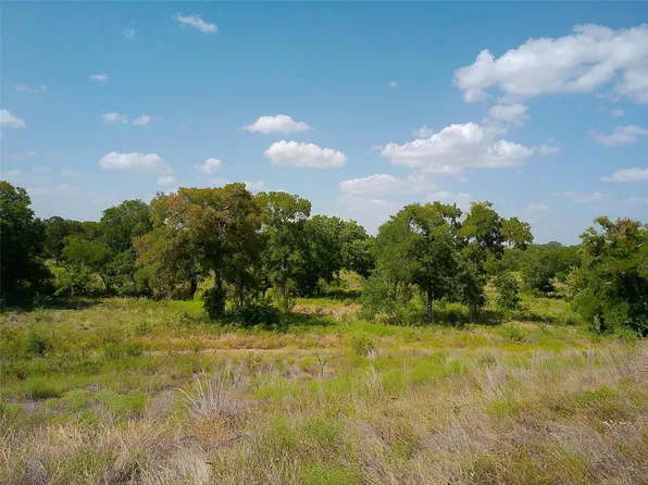 101 Scotty Ln, Liberty Hill, TX 78642