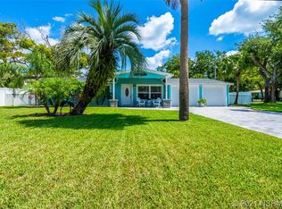 210 Ocean Ave, New Smyrna Beach, FL 32169