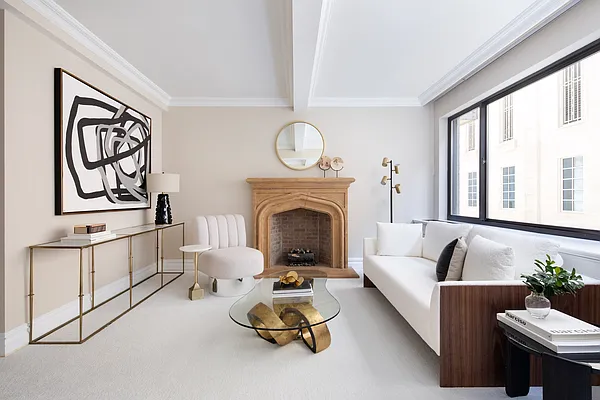 Sold by Sotheby's International Realty | media 8