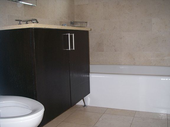 5th image of 200 E 62nd St #Gar