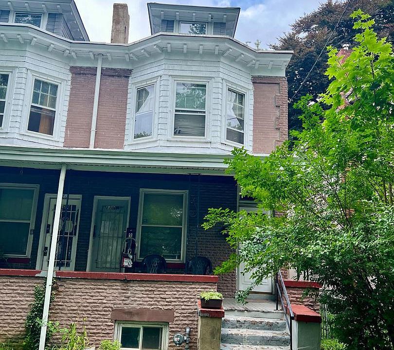 1st image of 1106 W State St