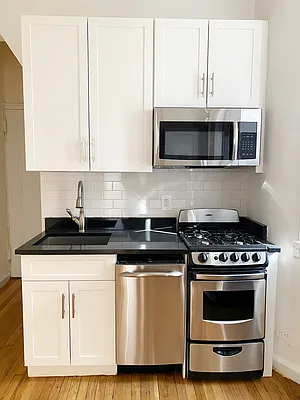 Rented by Waverly Realty Associates | media 3