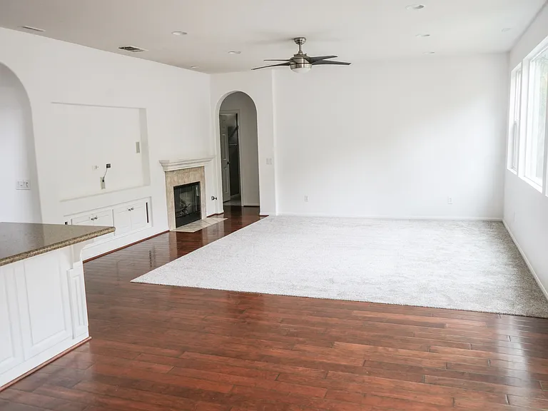 1882 Shadetree Dr — Photo 20
