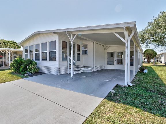 3rd image of 1053 Manila Dr