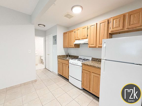 3rd image of 30-37 31st St #2R