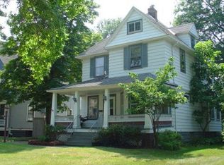 1510 Grace Ave, Lakewood, OH 44107