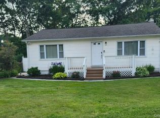 54 Hackensack Rd, Mastic Beach, NY 11951