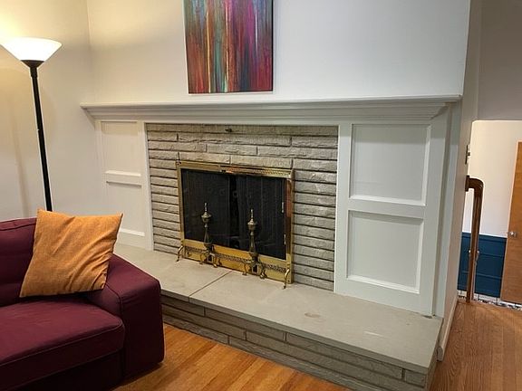 3rd image of 369 Jackson Park Dr