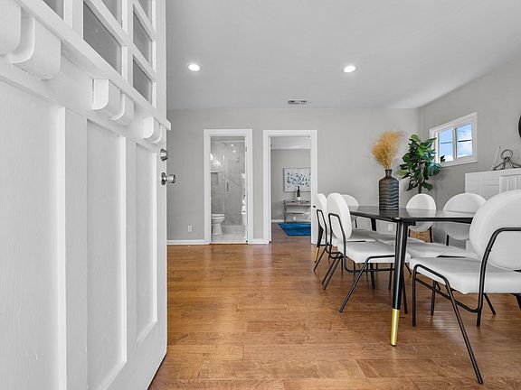 2nd image of 706 E Verdugo Ave