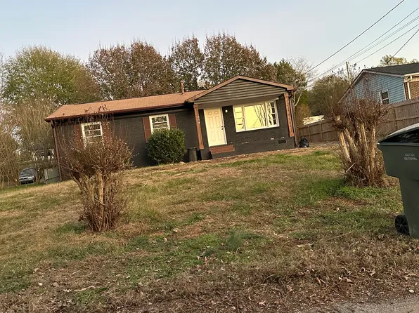 714 Belfast Dr, Gastonia, NC 28052