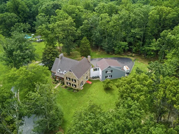 3204 Mountain Rd, Haymarket, VA 20169