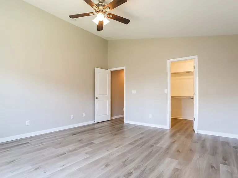 9908 Lewiston St — Photo 10