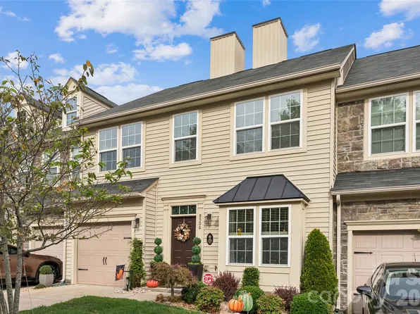 9506 Birkwood Ct, Charlotte, NC 28278