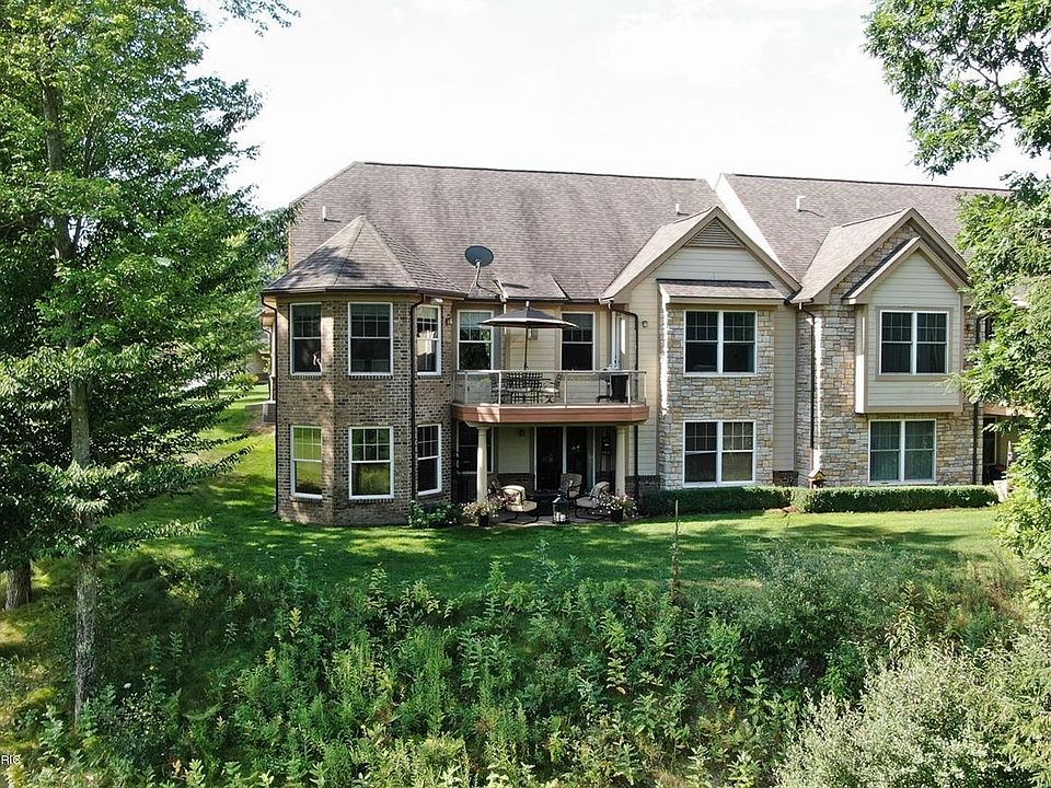 1st image of 12094 Tullymore Dr #7