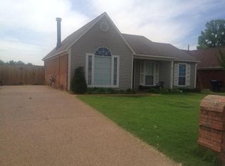 5693 W Avalon Dr, Horn Lake, MS 38637