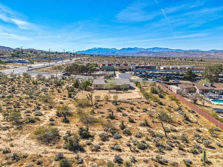 7273 Sunny Vista Rd — Photo 30