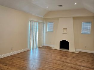 8901 S Saint Andrews Pl, Los Angeles, CA 90047